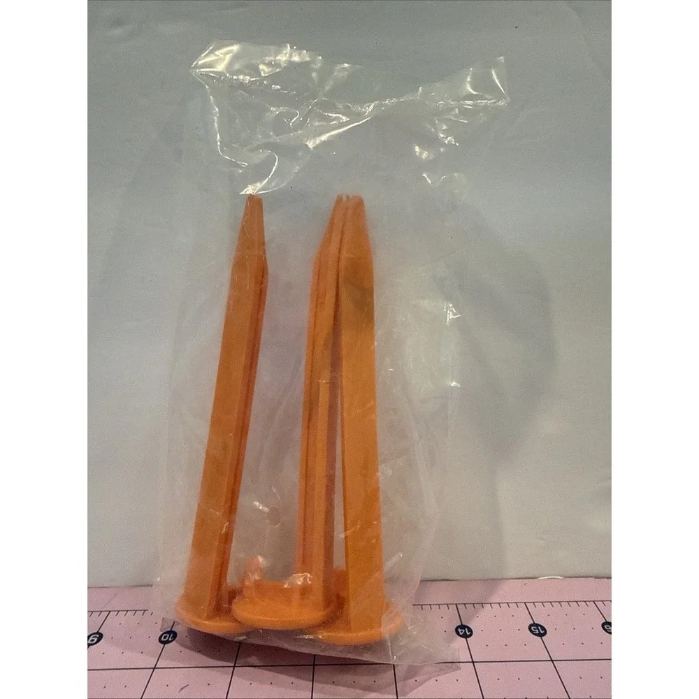 Plastic 6